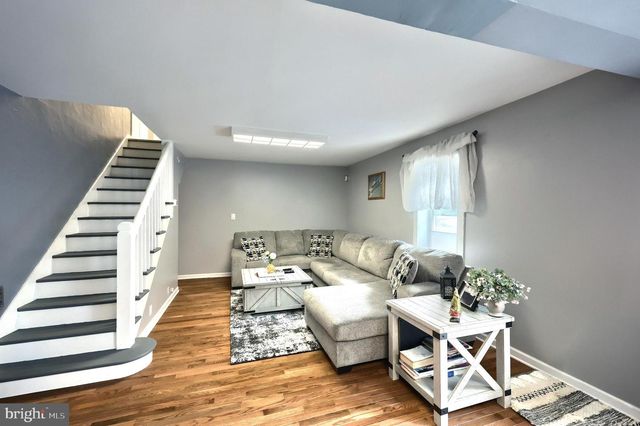 743 SNYDER CORNER RD, Red Lion, PA 17356