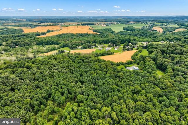743 SNYDER CORNER RD, Red Lion, PA 17356