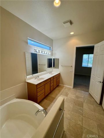 19533 Vermillion, Apple Valley, CA 92308