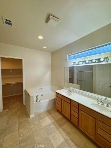 19533 Vermillion, Apple Valley, CA 92308