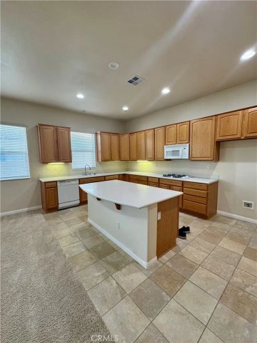 19533 Vermillion, Apple Valley, CA 92308