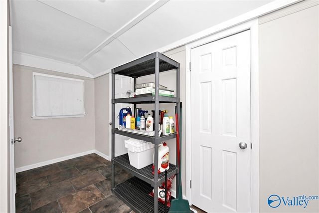 909 Woodruff Road SW, Decatur, AL 35603