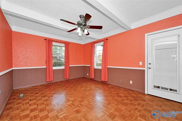 909 Woodruff Road SW, Decatur, AL 35603