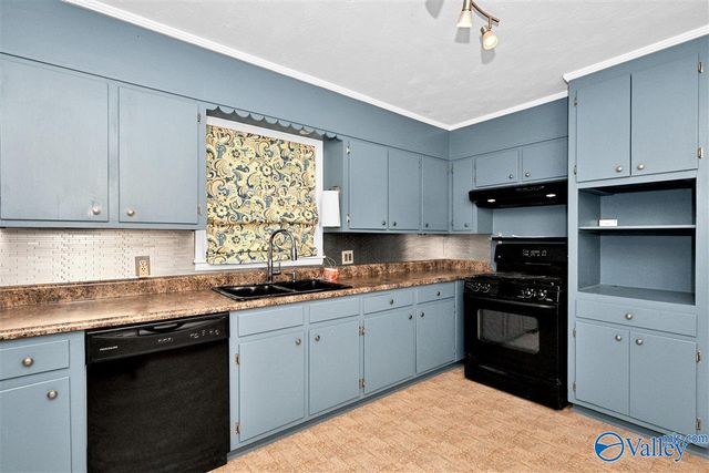 909 Woodruff Road SW, Decatur, AL 35603