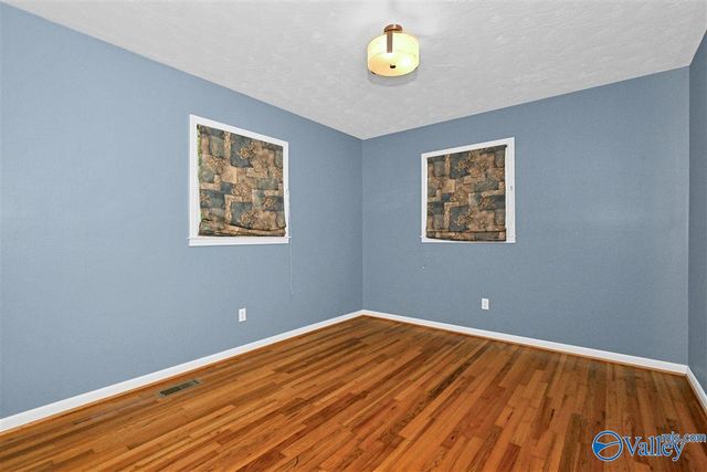909 Woodruff Road SW, Decatur, AL 35603