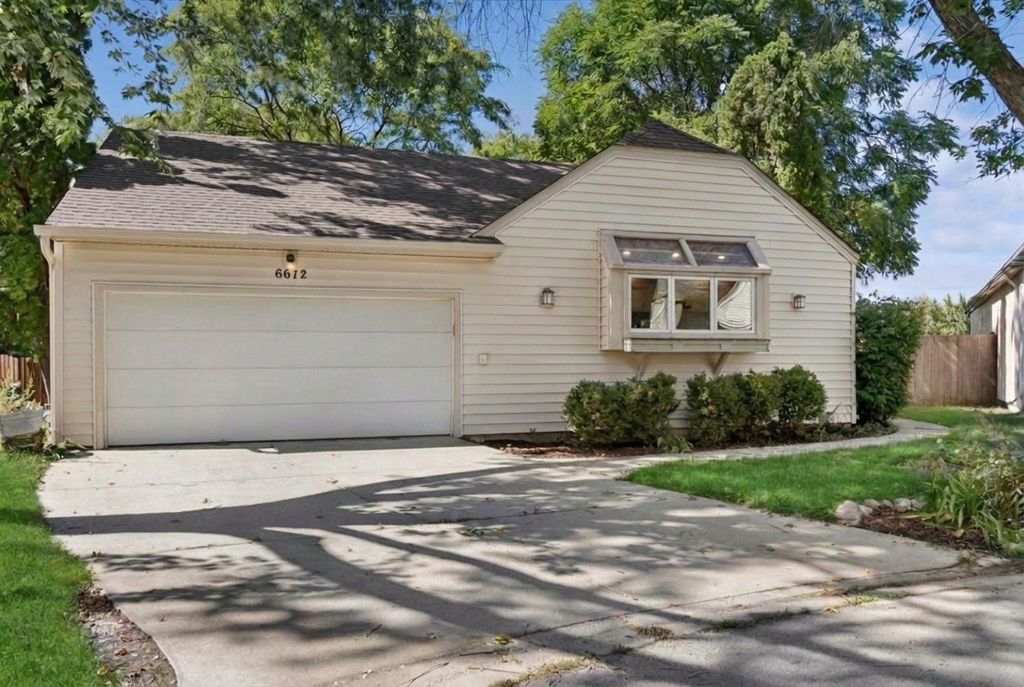 6612 Fernwood Drive, Lisle, IL 60532 — exterior
