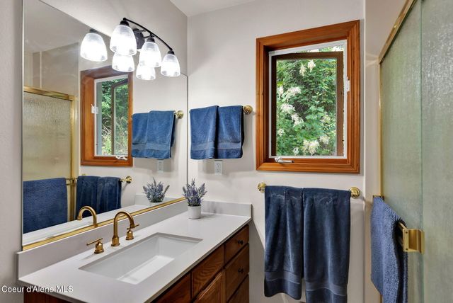 204 N Quail Run, Sandpoint, ID 83864