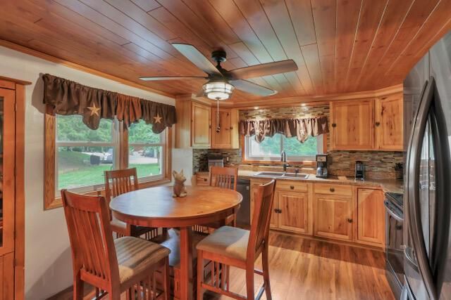 3255 Crawfis Road SE, Lancaster, OH 43130
