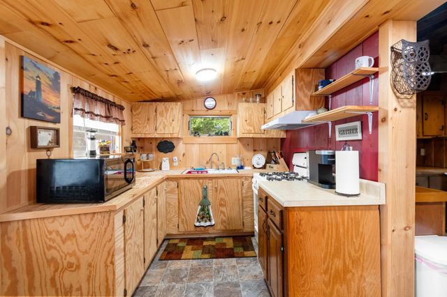 45 Tanner Junction Road, Franklin, VT 05457