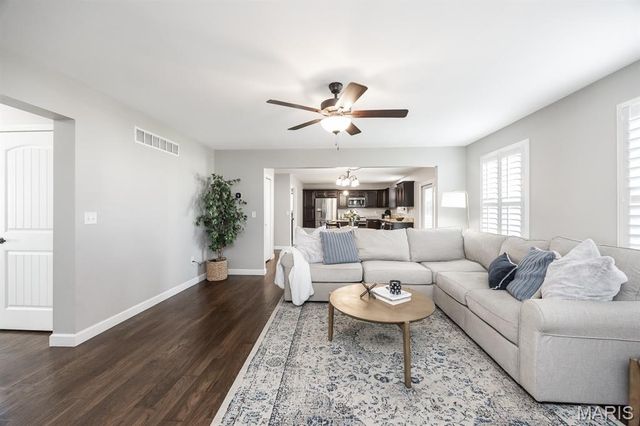 3493 Chippewa, Shiloh, IL 62221