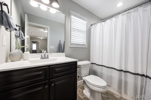 3493 Chippewa, Shiloh, IL 62221