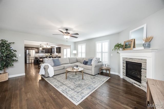 3493 Chippewa, Shiloh, IL 62221