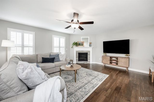 3493 Chippewa, Shiloh, IL 62221