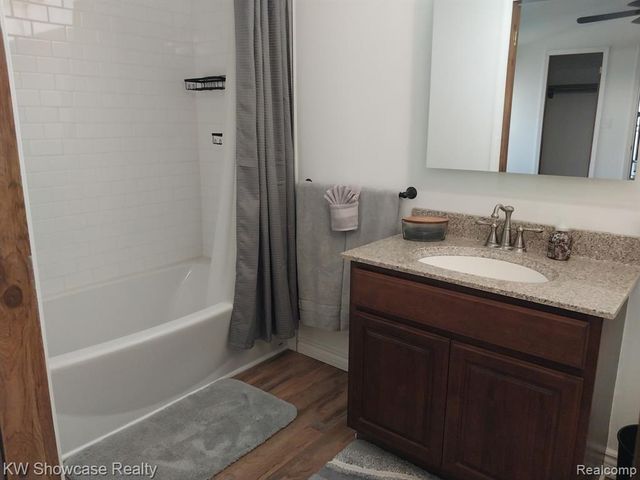1819 Aldrin Court, Milford, MI 48381