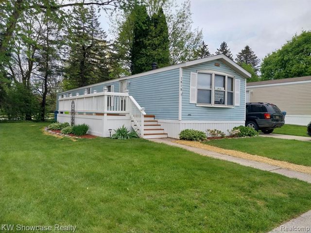 1819 Aldrin Court, Milford, MI 48381