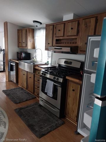 1819 Aldrin Court, Milford, MI 48381