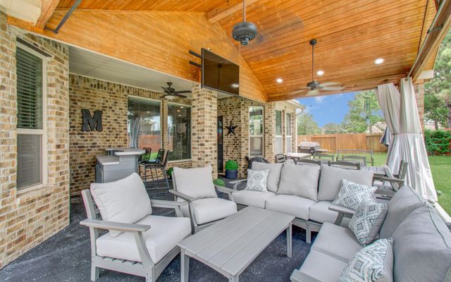 24503 Rossmore Hill Court, Spring, TX 77389