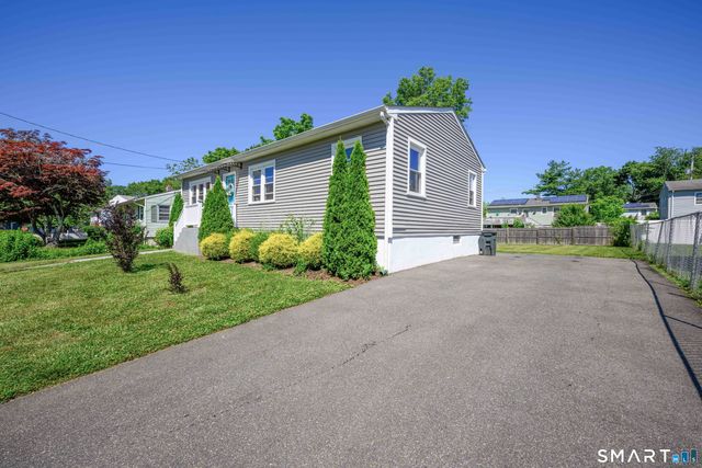 89 Ogden Street, West Haven, CT 06516