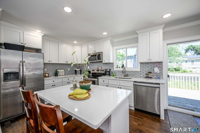 89 Ogden Street, West Haven, CT 06516