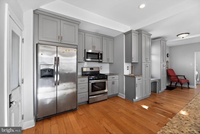 810 CENTRAL AVE, Glendora, NJ 08029