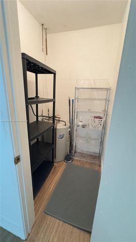 700 Bayshore Drive 17, Fort Lauderdale, FL 33304