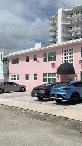 700 Bayshore Drive 17, Fort Lauderdale, FL 33304
