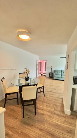 700 Bayshore Drive 17, Fort Lauderdale, FL 33304