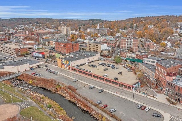 424-438 Main St, Fitchburg, MA 01420