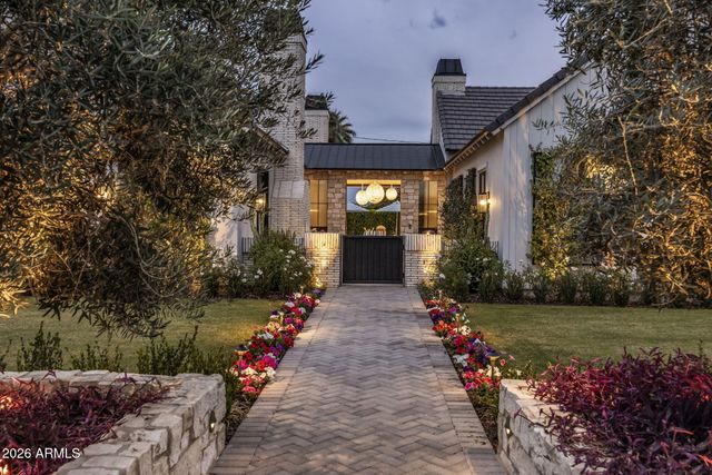 4121 N 64TH Place, Scottsdale, AZ 85251