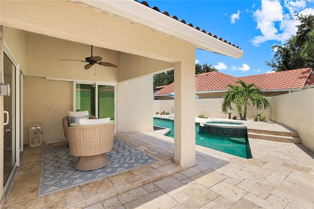 11054 Linnet LN, Naples, FL 34119