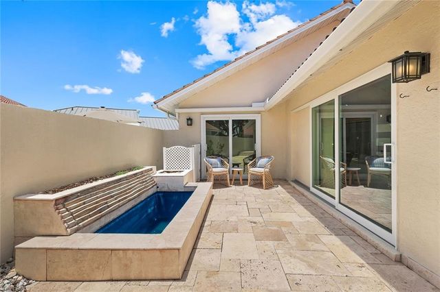 11054 Linnet LN, Naples, FL 34119