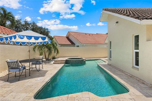 11054 Linnet LN, Naples, FL 34119
