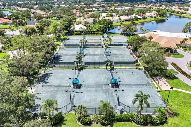 11054 Linnet LN, Naples, FL 34119