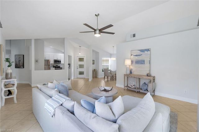 11054 Linnet LN, Naples, FL 34119