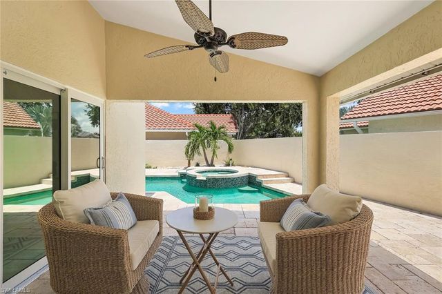 11054 Linnet LN, Naples, FL 34119