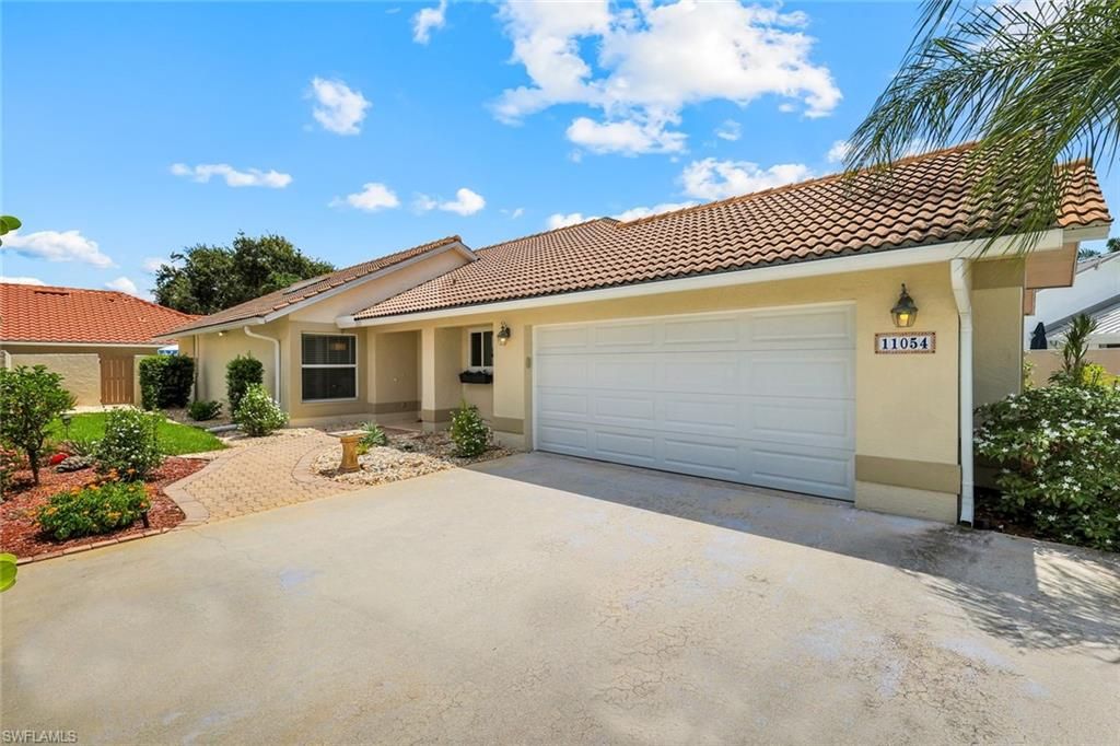 11054 Linnet LN, Naples, FL 34119