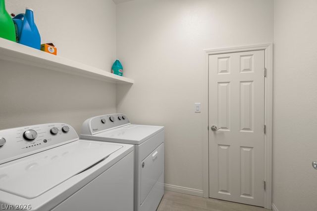 10597 Aphrodite Street, Las Vegas, NV 89183