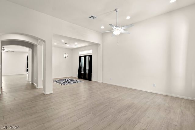 10597 Aphrodite Street, Las Vegas, NV 89183