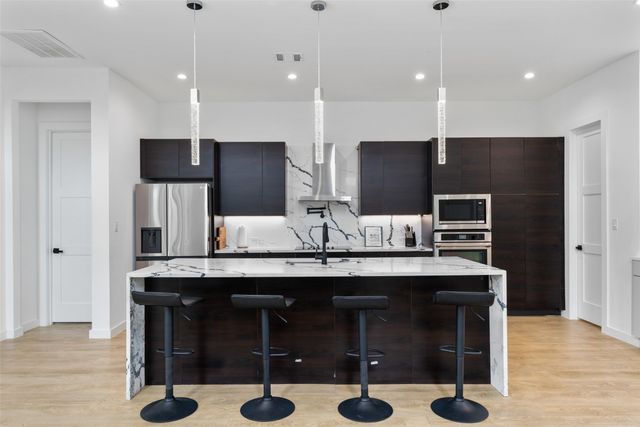 3210 Herbert Street, Dallas, TX 75212