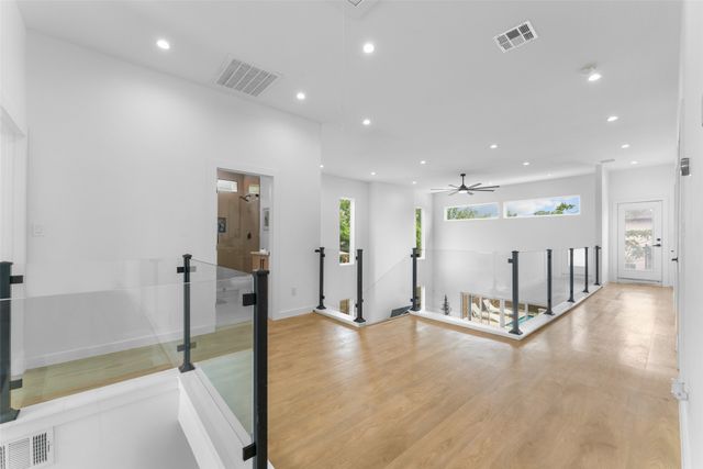 3210 Herbert Street, Dallas, TX 75212