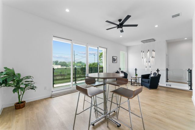 3210 Herbert Street, Dallas, TX 75212