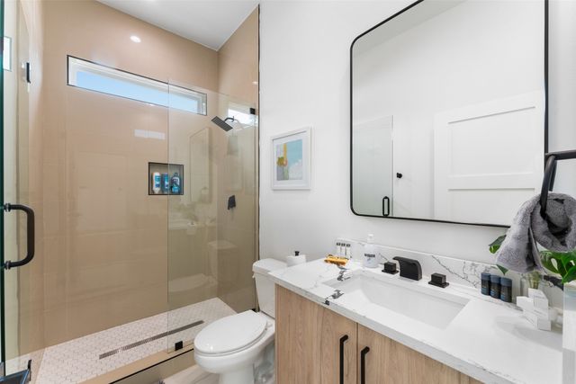 3210 Herbert Street, Dallas, TX 75212