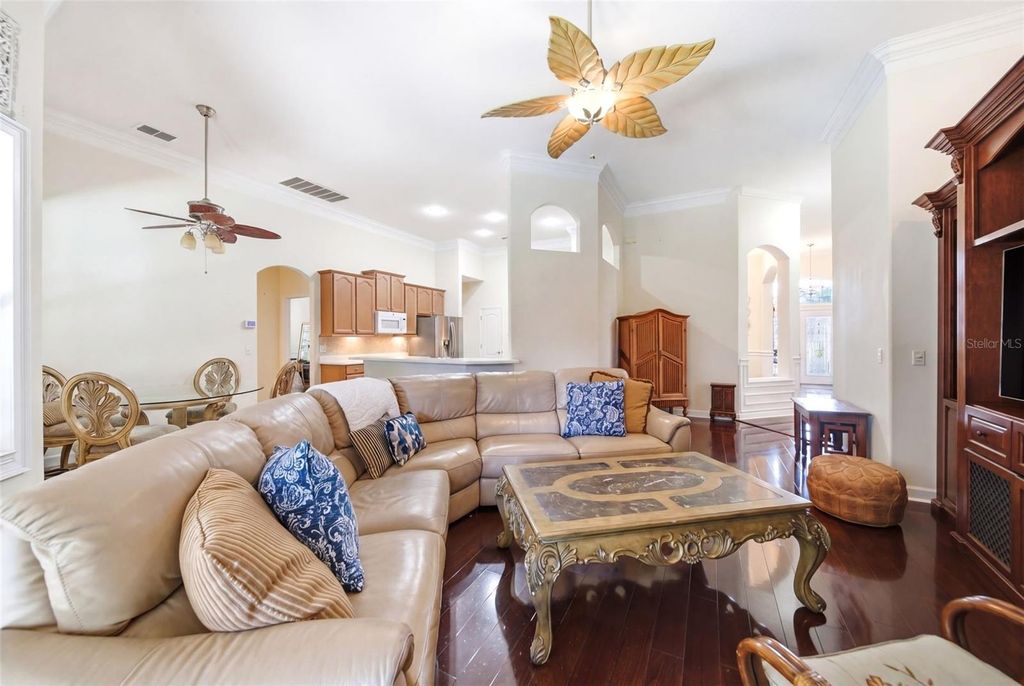 Image 17 of property listing at 9902 NOKAY DRIVE, Orlando, FL 32836