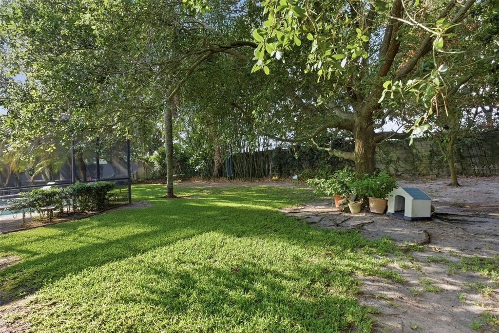 Image 34 of property listing at 9902 NOKAY DRIVE, Orlando, FL 32836