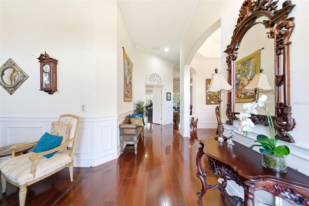 Image 7 of property listing at 9902 NOKAY DRIVE, Orlando, FL 32836
