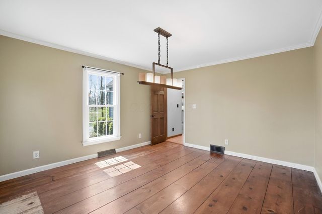 19 Beechtree Lane, Granville, OH 43023