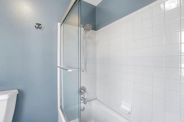 19 Beechtree Lane, Granville, OH 43023