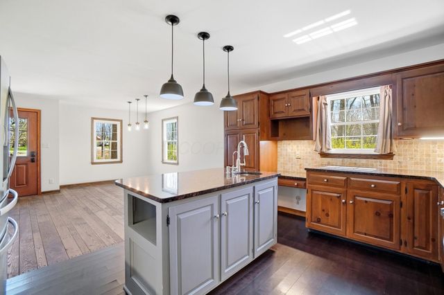 19 Beechtree Lane, Granville, OH 43023