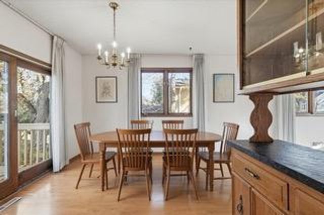 1823 Gramsie Road, Arden Hills, MN 55112