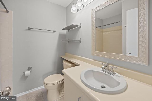 302B HARWOOD CT, Mount Laurel, NJ 08054